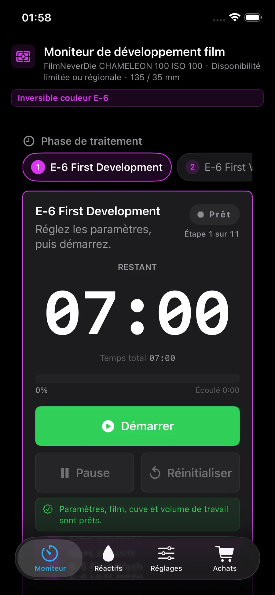 Vérifications de préparation FilmDevMonitor avant de commencer, en affichage sombre.