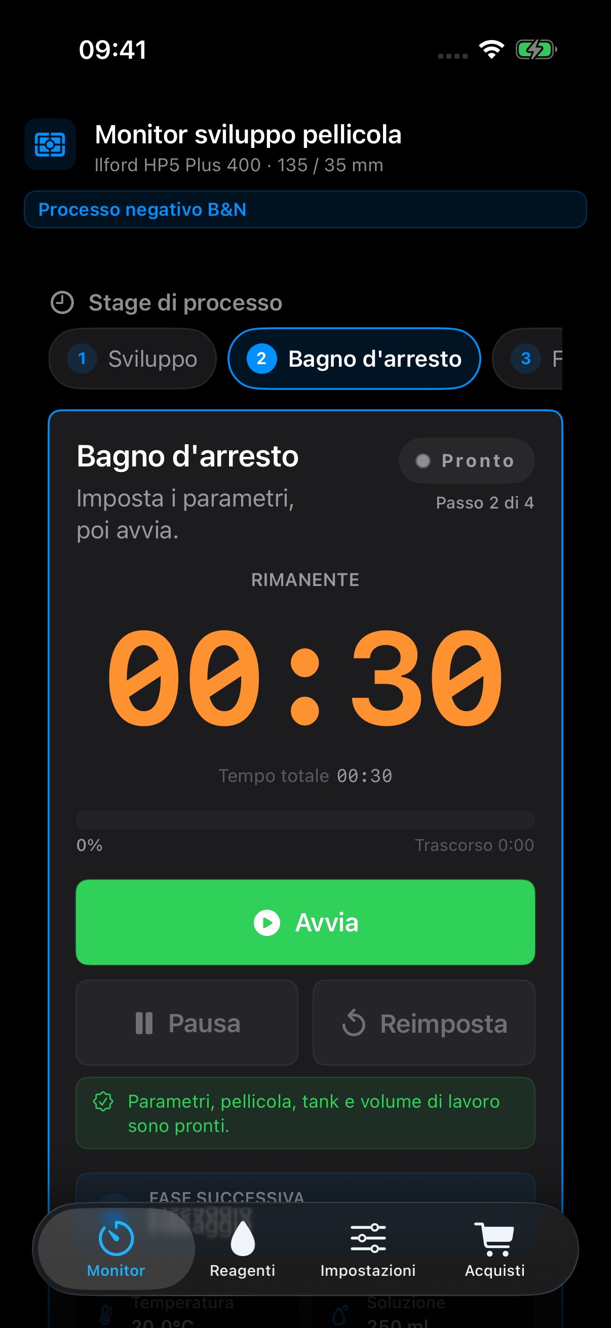 Schermata scura di FilmDevMonitor con i controlli da eseguire prima di avviare il processo.