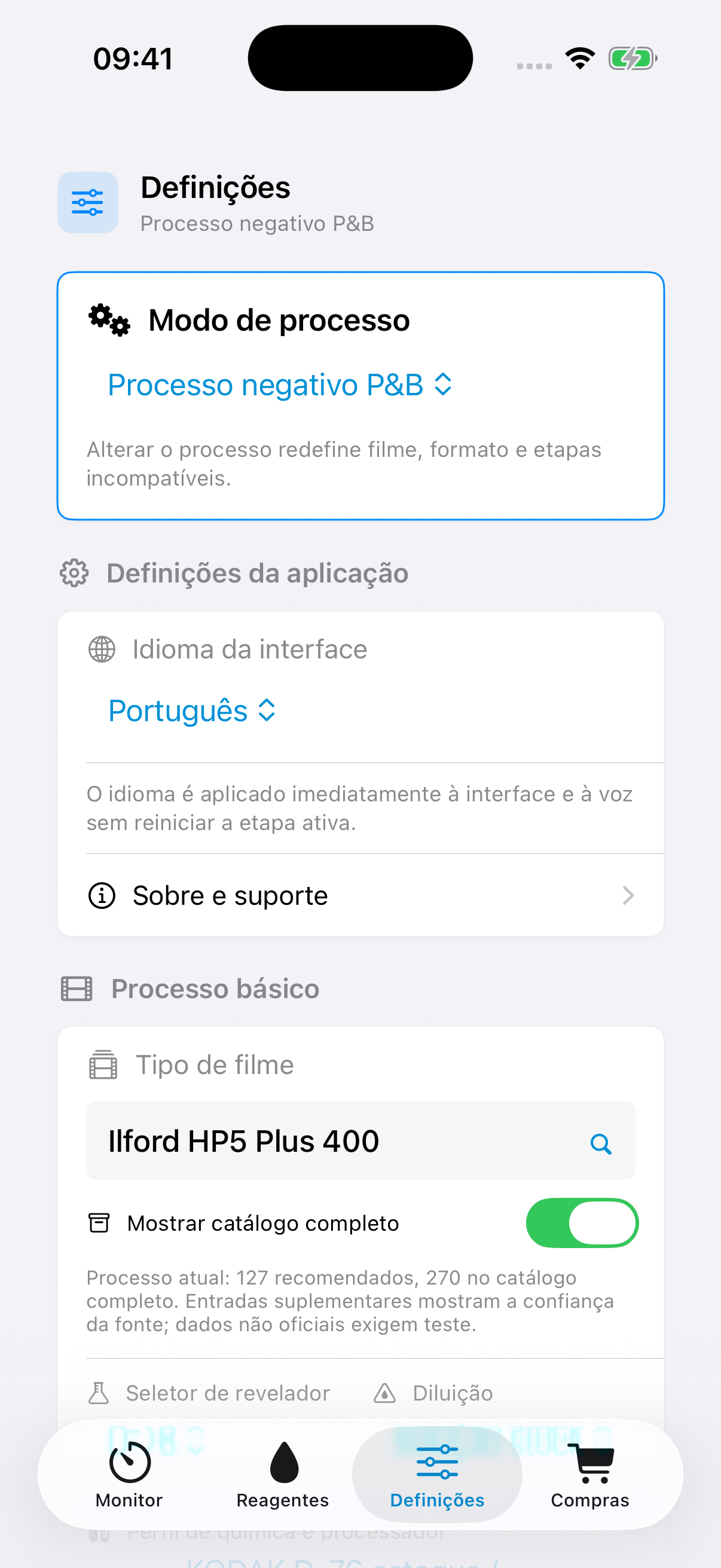 Definições do FilmDevMonitor para processo, película, tanque, formato, agitação e volume de trabalho.